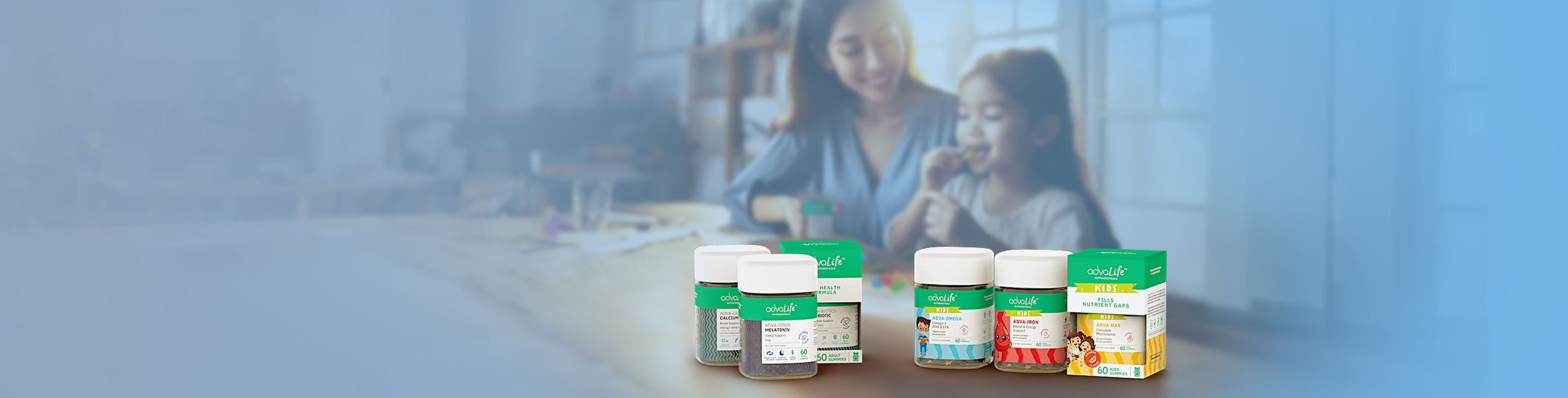 Flacons de AdvaLife Gummies pour enfants et adultes.